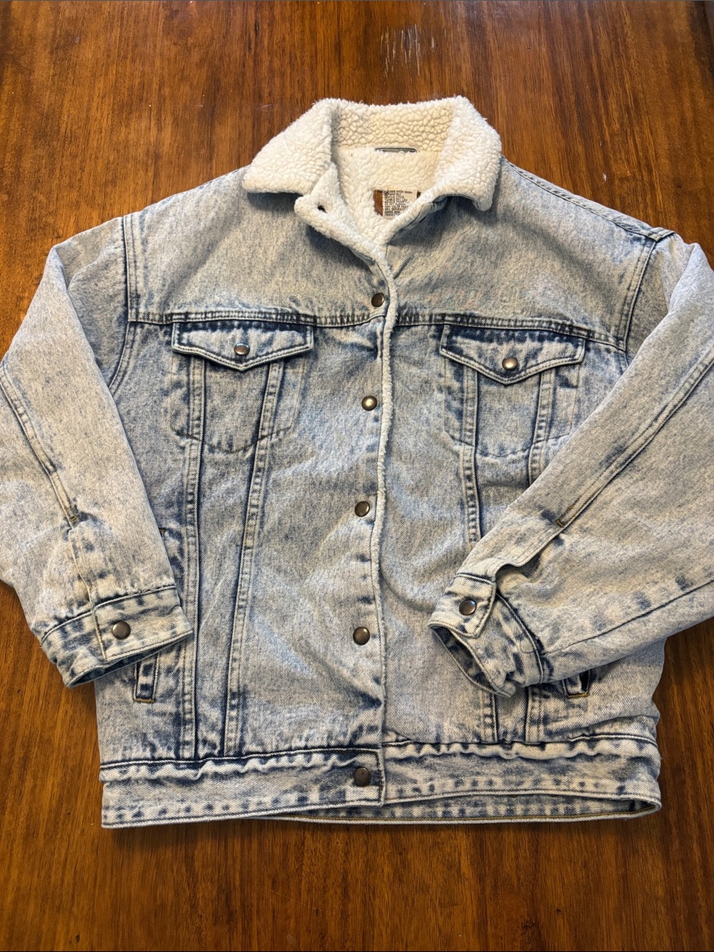 Sherpa-Lined Light‎ Blue Acid Wash Denim Jacket - Vintage Brass Plum - Women’s M
